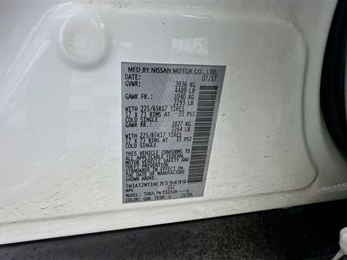 Used 2017 Nissan Rogue S image 12