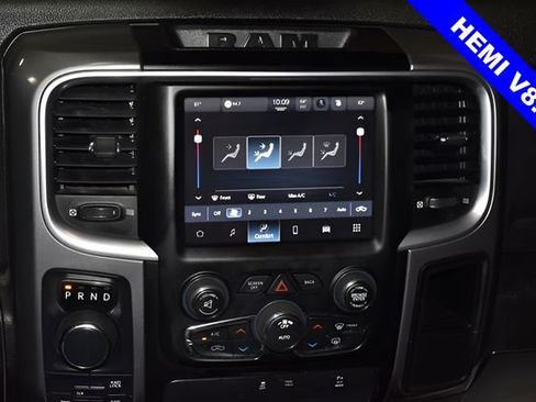 Used 2022 RAM 1500 Classic Warlock AWD/4WD image 30