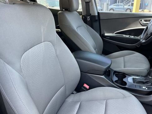 Used 2018 Hyundai Santa Fe Sport w/ 2.4L Value Package 02 FWD image 23