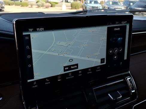 Used 2022 Lincoln Navigator L Reserve image 27