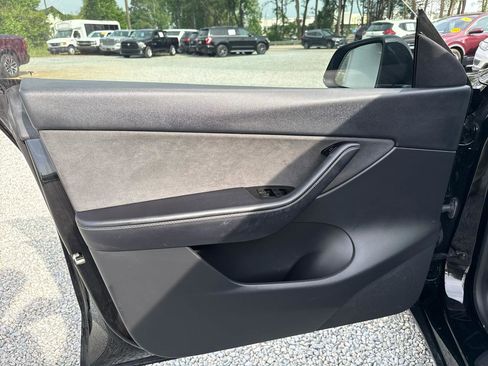Used 2020 Tesla Model Y Long Range AWD/4WD image 15