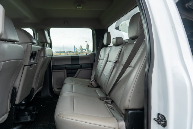 Used 2018 Ford F550 4x4 Crew Cab Super Duty image 17