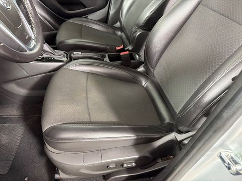 Used 2019 Buick Encore Preferred FWD image 12