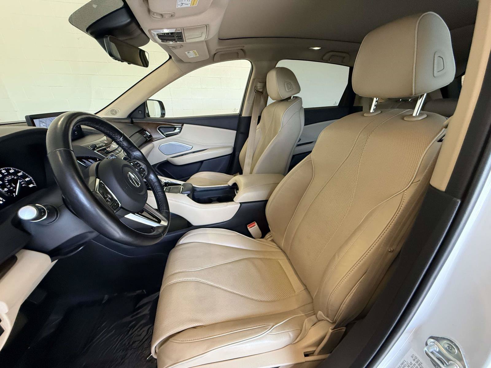 Used 2021 Acura RDX w/ Advance Package AWD/4WD image 2