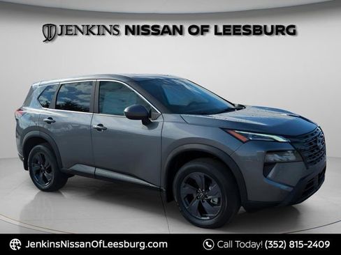 New 2026 Nissan Rogue SV FWD image 1