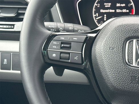 Certified 2025 Honda Pilot EX-L image 27