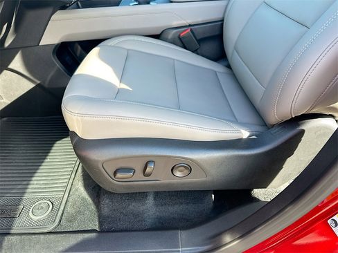 Used 2026 GMC Acadia Elevation w/ Black Edition image 9