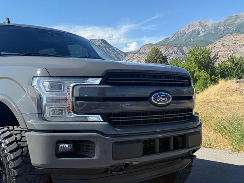Used 2020 Ford F150 Lariat w/ Equipment Group 502A Luxury AWD/4WD image 15