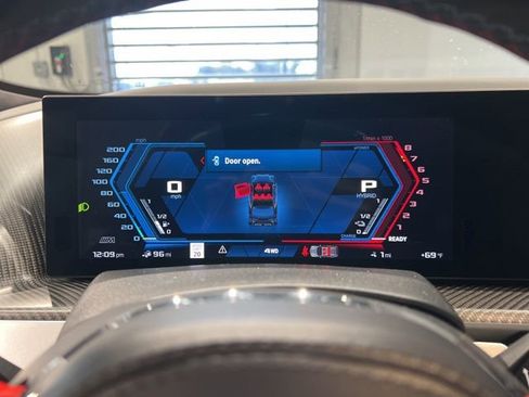 Used 2023 BMW XM image 22