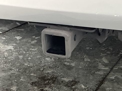 Used 2016 Ford Expedition EL XLT w/ Equipment Group 202A image 32