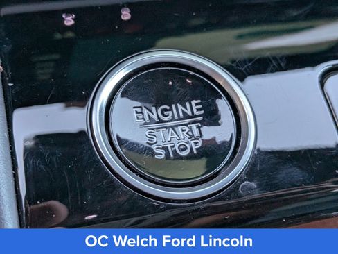 Certified 2025 Lincoln Navigator Black Label AWD/4WD image 33