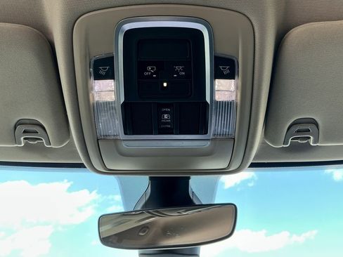 Used 2022 RAM 2500 Laramie w/ Chrome Appearance Group image 34