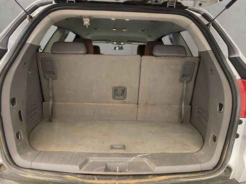 Used 2012 Chevrolet Traverse LT image 21