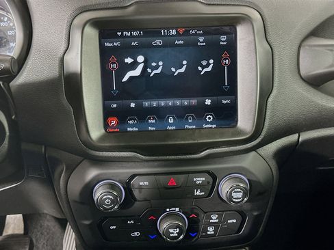 Used 2023 Jeep Renegade Trailhawk image 24