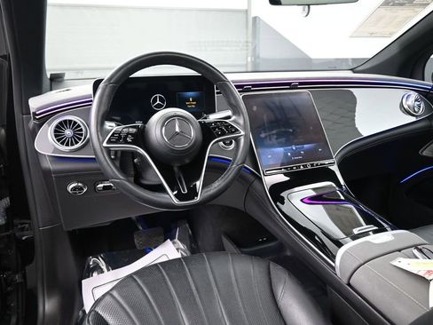 Used 2023 Mercedes-Benz EQS 450+ SUV image 26