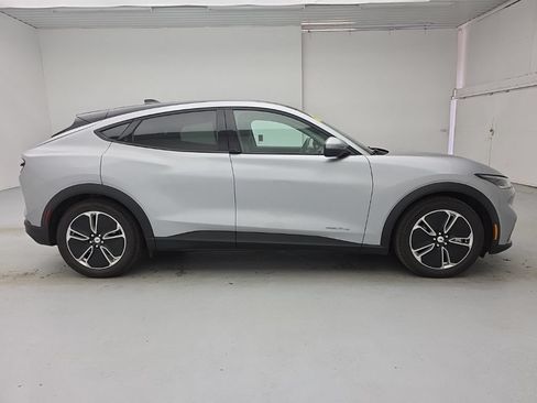 Used 2021 Ford Mustang Mach-E Select w/ Comfort/Appearance Package AWD/4WD image 9