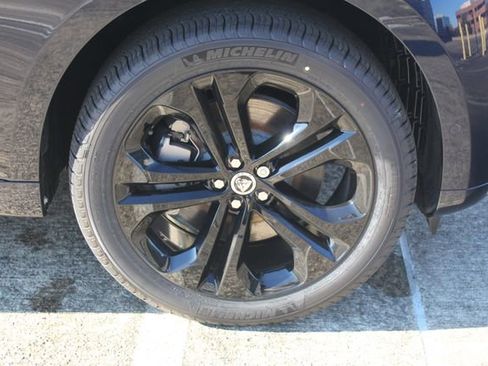 New 2026 Jaguar F-PACE R-Dynamic S image 9