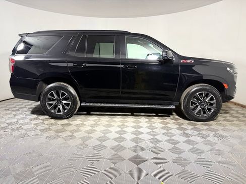 Used 2021 Chevrolet Tahoe Z71 w/ Luxury Package AWD/4WD image 8