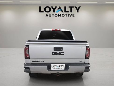 Used 2018 GMC Sierra 1500 SLT w/ SLT Premium Package image 4