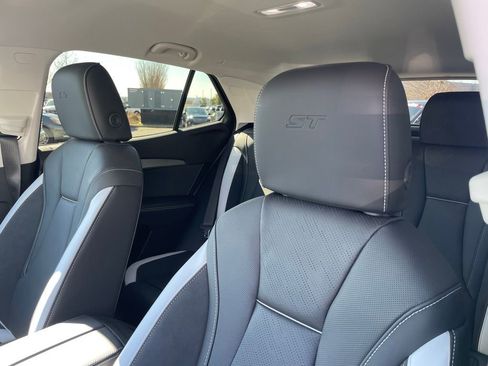 New 2026 Buick Envision Sport Touring image 22