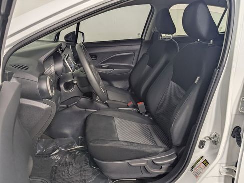 Used 2021 Nissan Versa S FWD image 12