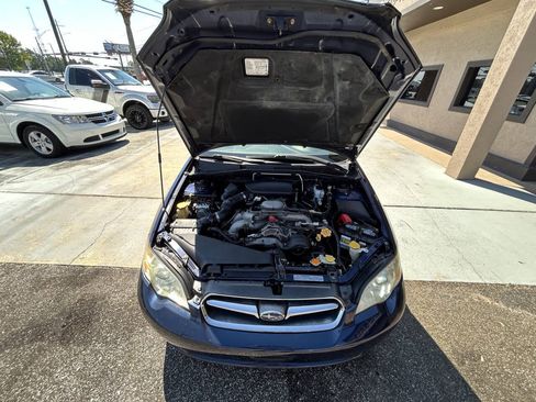 Used 2006 Subaru Legacy 2.5i Limited AWD/4WD image 9