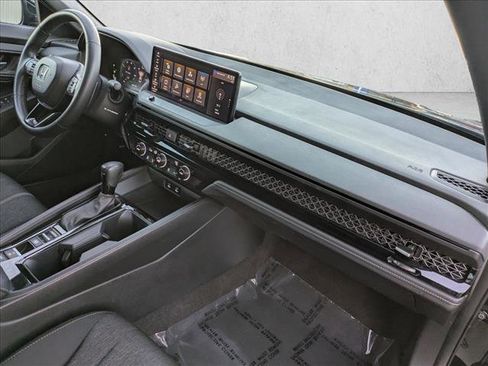 Used 2023 Honda Accord Sport image 22