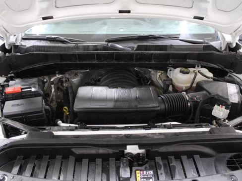 Used 2025 Chevrolet Silverado 1500 W/T w/ WT Value Package AWD/4WD image 38