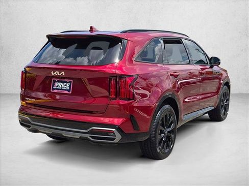 Used 2023 Kia Sorento SX FWD image 5
