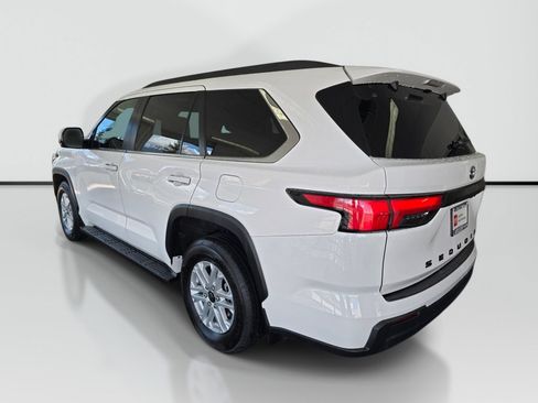 Certified 2026 Toyota Sequoia SR5 AWD/4WD image 5