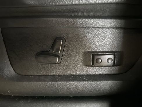 Used 2024 RAM 2500 Limited image 12