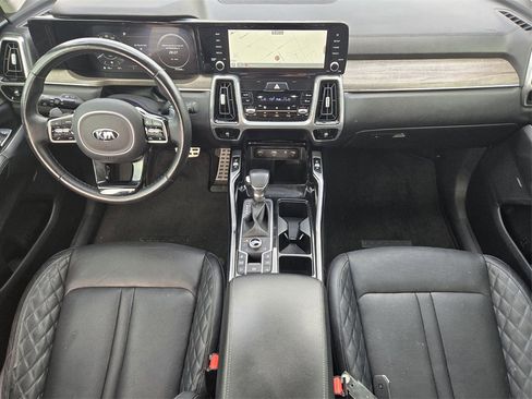 Used 2021 Kia Sorento SX Prestige image 25