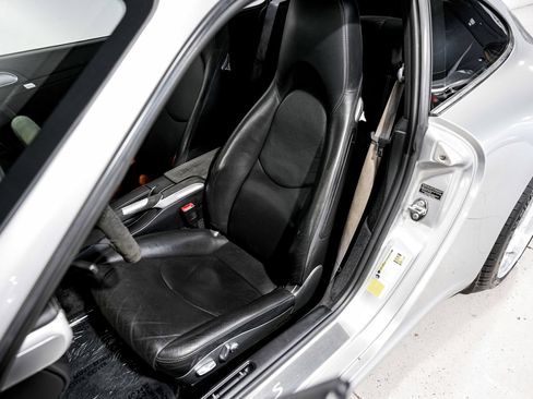 Used 2009 Porsche 911 Carrera S RWD image 16