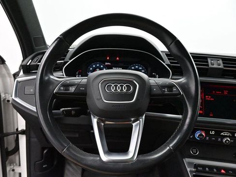 Used 2021 Audi Q3 2.0T Premium w/ Convenience Package AWD/4WD image 14