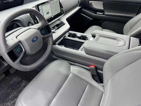 New 2026 Ford Expedition Max Active image 16