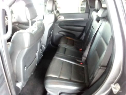 Used 2020 Jeep Grand Cherokee Limited w/ Luxury Group II RWD image 18