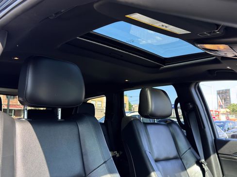 Used 2021 Jeep Grand Cherokee Limited image 29