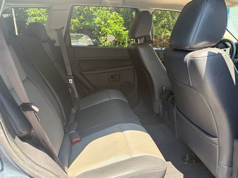 Used 2008 Jeep Grand Cherokee Laredo RWD image 21