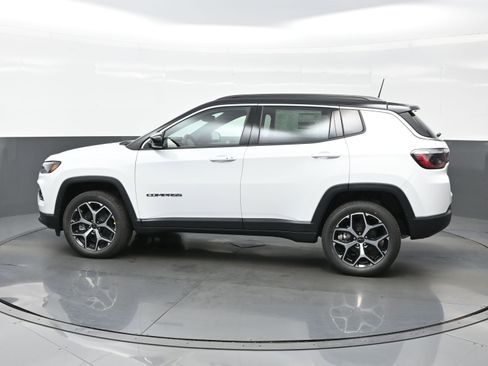 New 2026 Jeep Compass Limited image 3