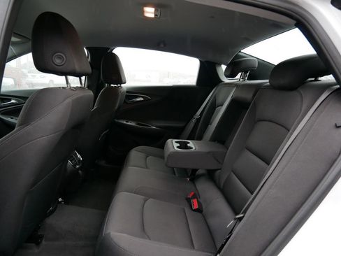 Used 2024 Chevrolet Malibu LT image 11