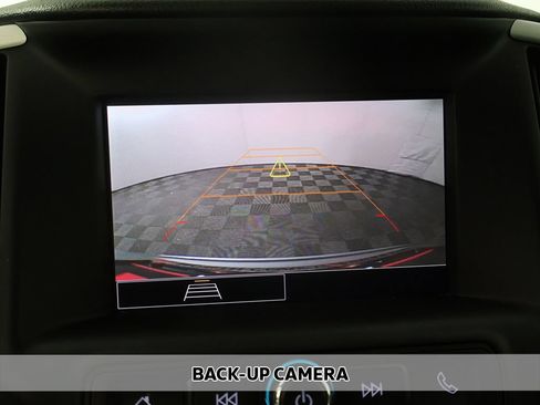 Used 2023 GMC Terrain SLE w/ Driver Convenience Package AWD/4WD image 5