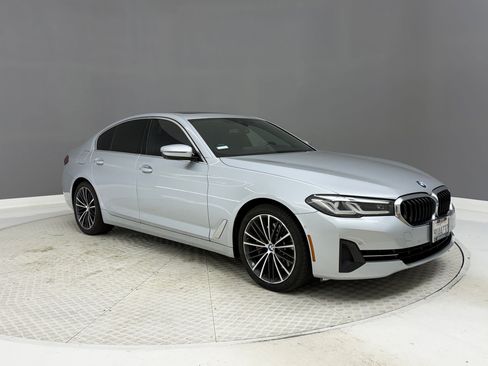 Used 2021 BMW 530i w/ Convenience Package RWD image 7