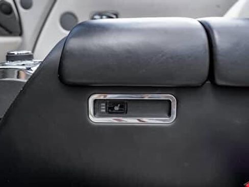 Used 2014 Rolls-Royce Phantom Drophead Coupe image 47