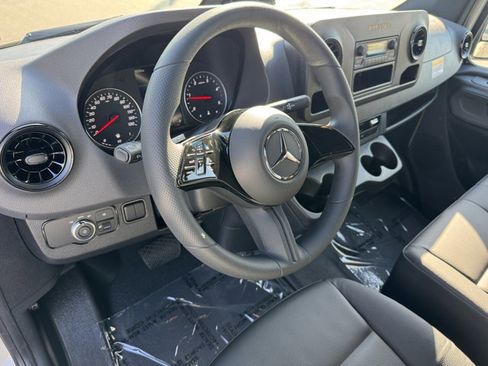 New 2026 Mercedes-Benz Sprinter 2500 image 8