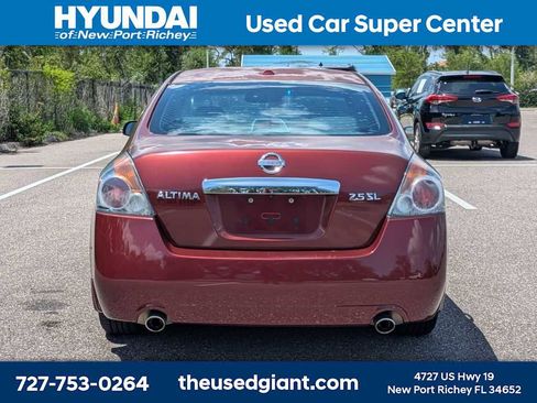 Used 2010 Nissan Altima 2.5 SL w/ SL Pkg FWD image 4