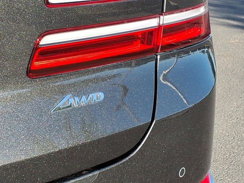 Used 2024 Genesis GV80 2.5T w/ Prestige Package image 10