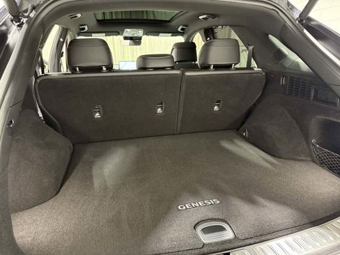 Used 2022 Genesis GV70 2.5T w/ Sport Prestige Package image 20