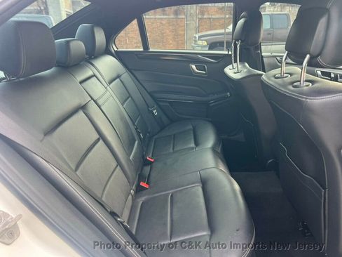 Used 2014 Mercedes-Benz E 350 Sedan image 34