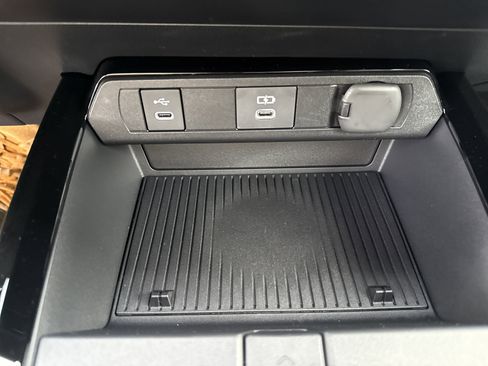 New 2026 Toyota Prius XLE image 23