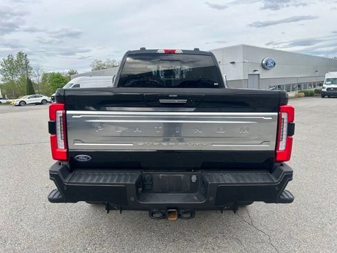 Used 2023 Ford F250 Platinum AWD/4WD image 4